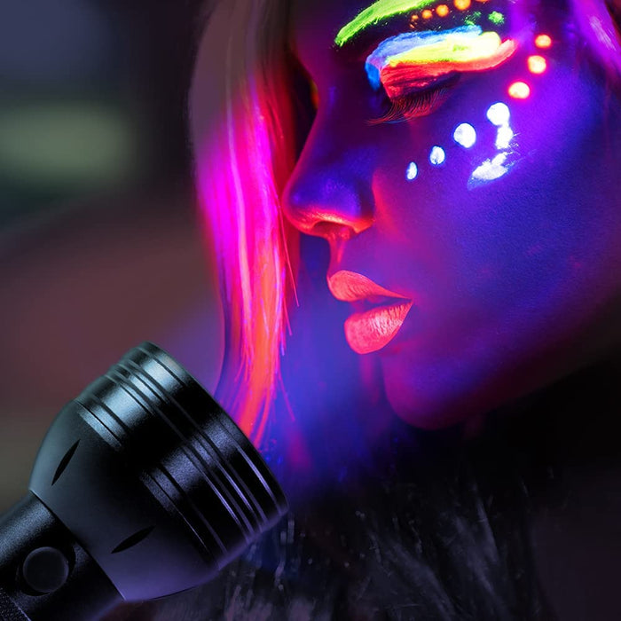 MVP Large 51-LED UV Flashlight